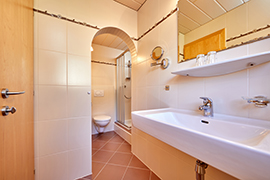 Badezimmer Arnika